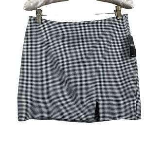 Forever 21 Gingham black / white skirt-short size M academia anime school girl